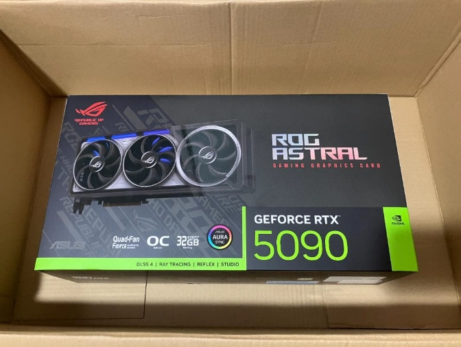 로그 아스트랄 RTX5090 32GB 이미지