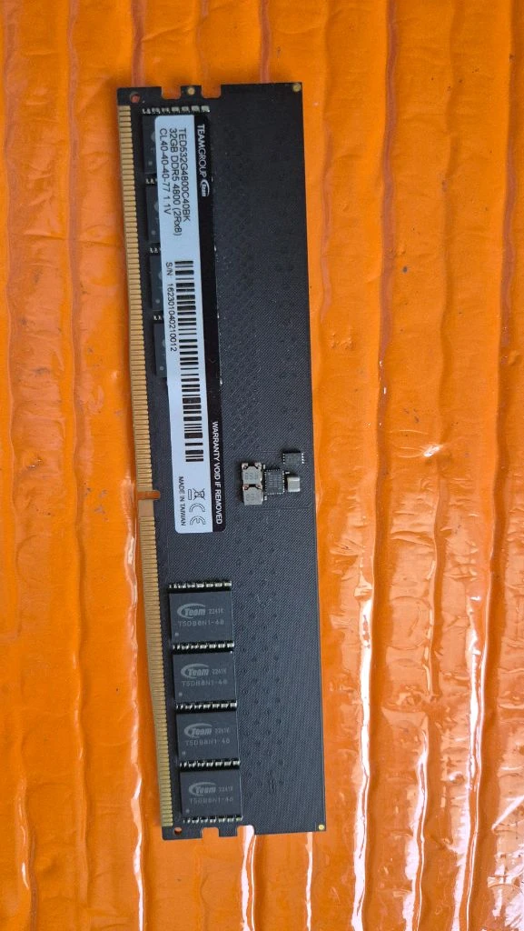 팀그룹 DDR5 32GB 2개 총 64gb 데스크탑 램 팝니다 - 안심되는 중고거래