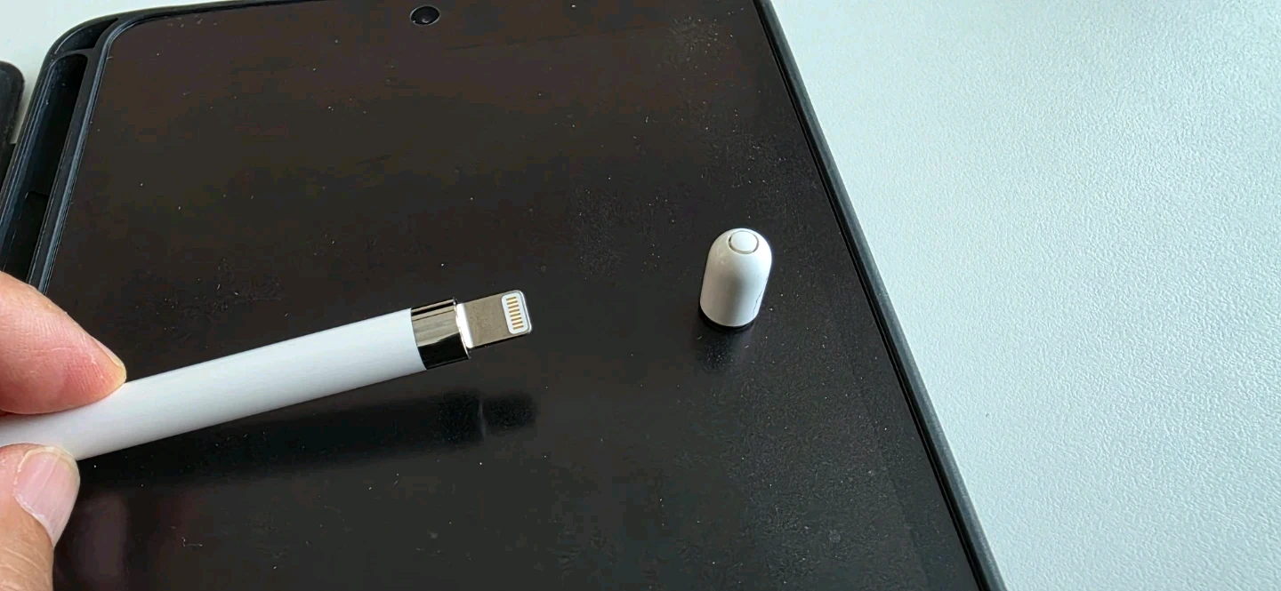 애플 아이패드 미니5 스페이스그레이 64GB 셀롤러+펜슬 팝니다 이미지