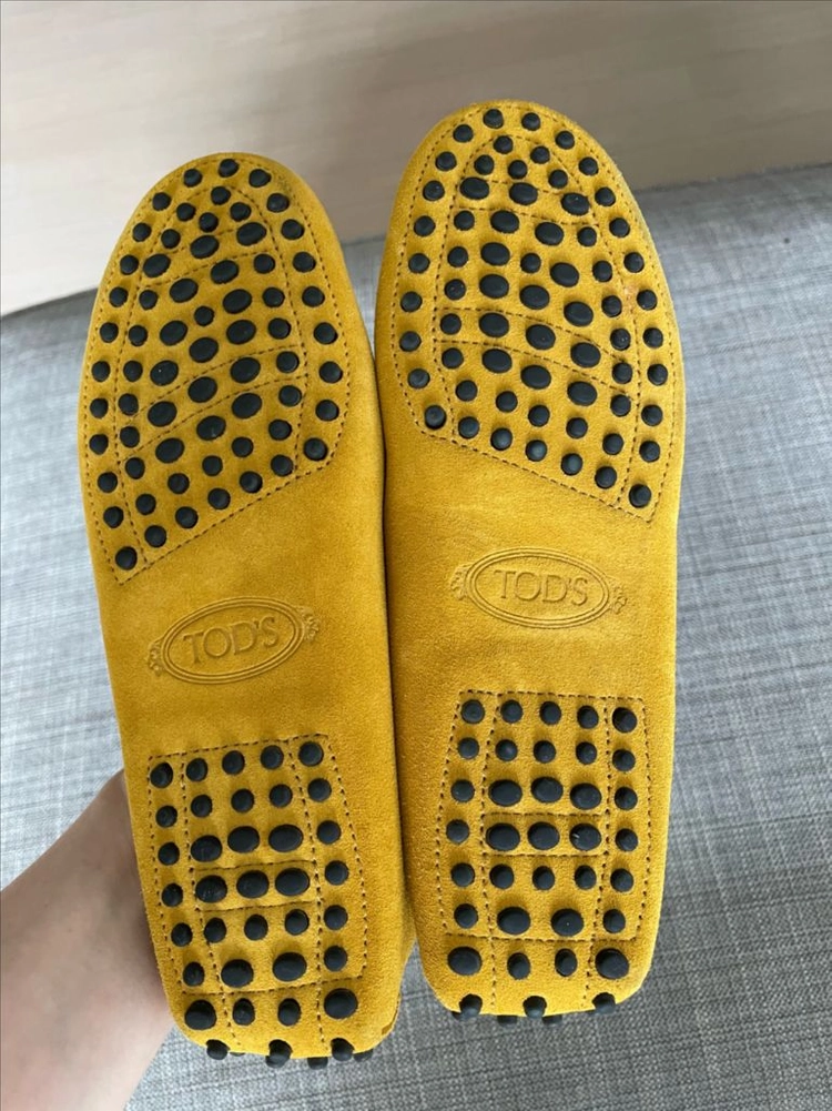 정품 토즈(Tods)고미노 스웨이드 드라이빙슈즈 37사이즈 이미지