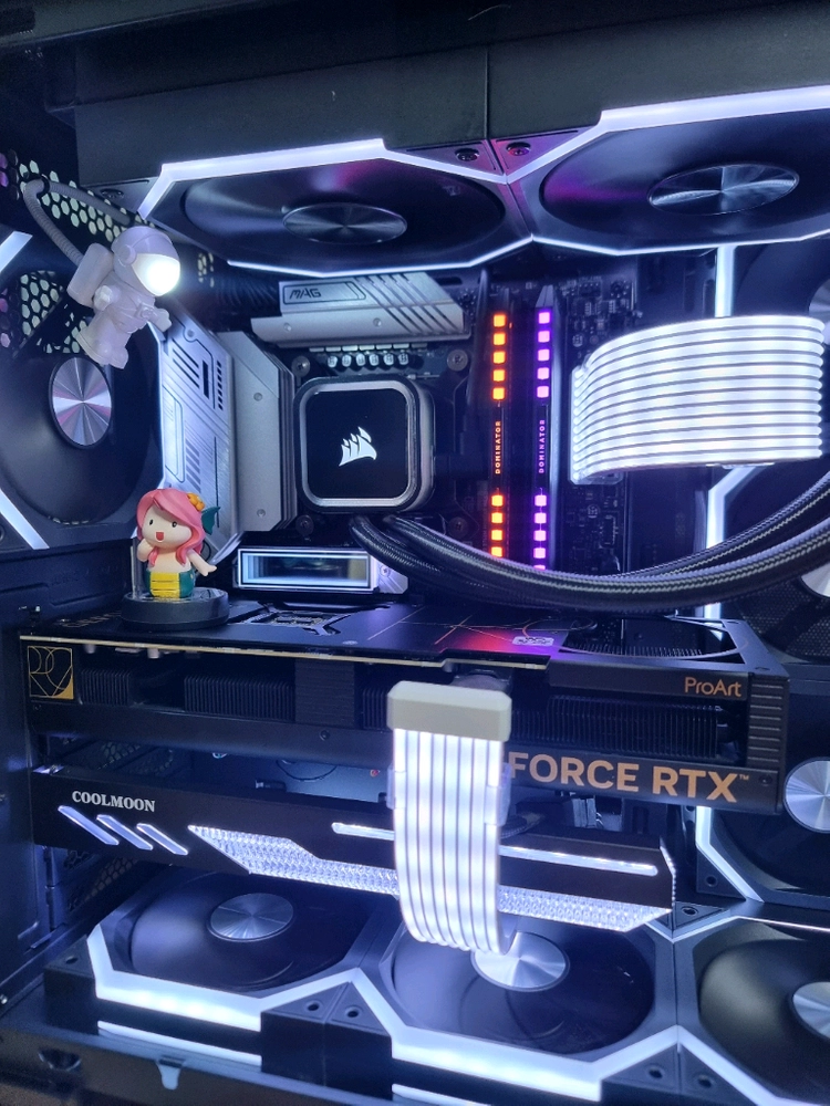 게임 & 작업용 고사양 컴퓨터 i7 13700kf rtx 4070 ti 판매합니다. 이미지