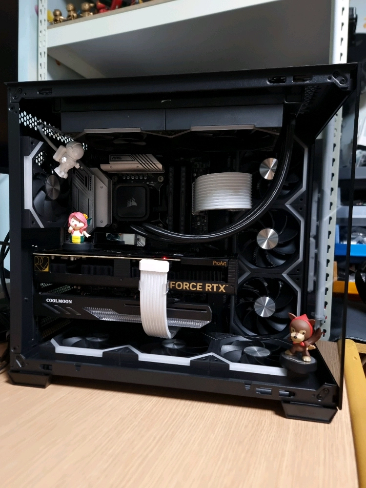 게임 & 작업용 고사양 컴퓨터 i7 13700kf rtx 4070 ti 판매합니다. 이미지