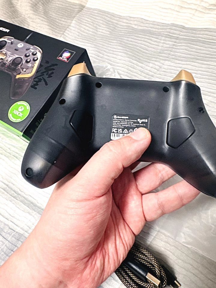 (박풀 S급) GAMESIR Kaleid FLUX XBOX,PC 유선 게임 컨트롤러 (+게임패스 얼티밋 1개월) 이미지