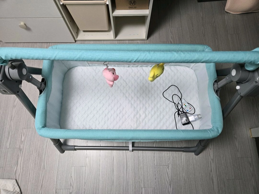 아기 흔들침대, 전동바운서 민트색 이미지