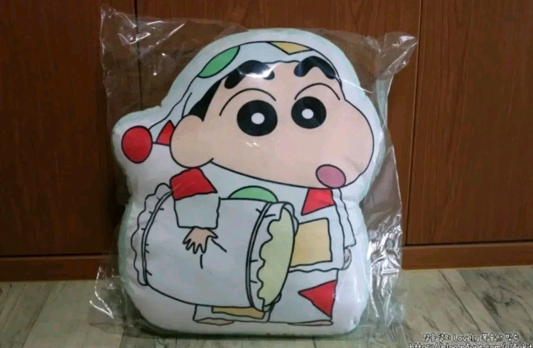 짱구는 못말려 쿠션 베개 신상품 이미지