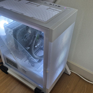 화이트 데스크탑 모니터셋트 i5 12400+16램+GTX1660s 컴퓨터PC본체 이미지