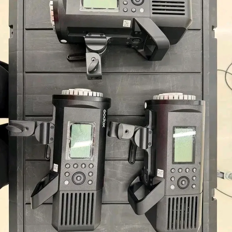 Godox AD600Pro 스트로브 3개 판매합니다. - 안심되는 중고거래