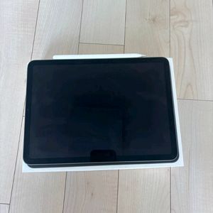 애플 아이패드 에어5 256GB 스페이스그레이 색상 애플펜슬2세대 이미지