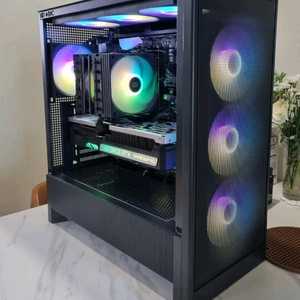 7800X3D 4070Ti 게이밍 컴퓨터 본체 이미지