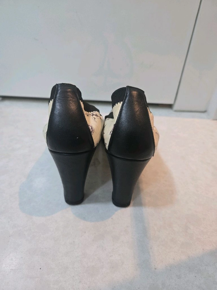 샤넬 구두 정품 이미지