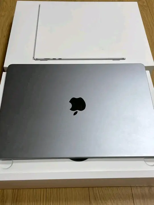 맥북 에어 M2 15인치 16gb 512gb 스페이스그레이 - 안심되는 중고거래