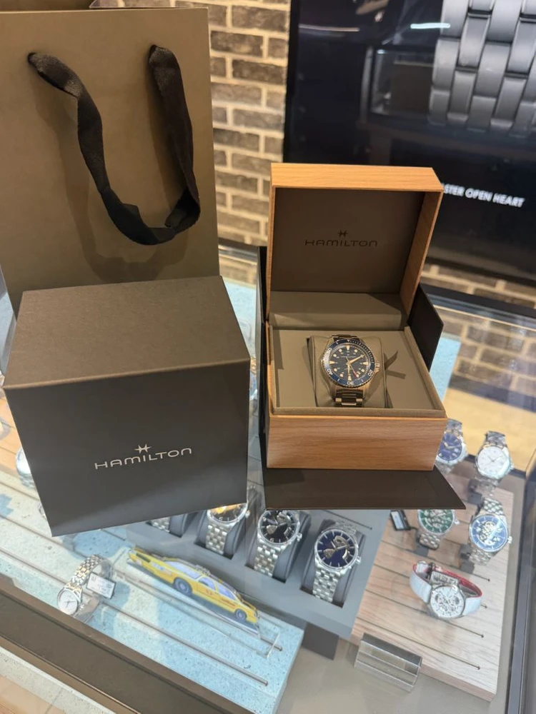 해밀턴 카키 네이비 오토메틱 40mm(2026년 6월 18일 스탬핑) - 안심되는 중고거래