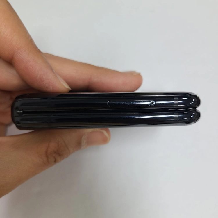 갤럭시Z플립 블랙 256GB U+ 무잔상 중고폰 213685 이미지