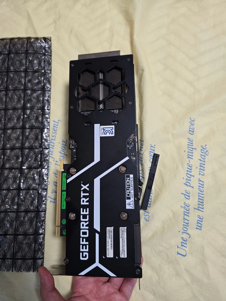 RTX 3090 갤럭시 3팬 블랙 그래픽카드 이미지