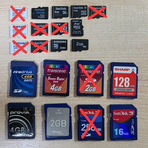 다양한 SD카드 및 마이크로 SD카드 (512GB~16MB) 이미지