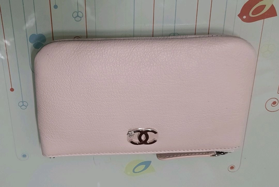 Chanel 클래식 샤넬 미니 O-케이스는 베이지 캐비어 송아지 가죽 정품 이미지