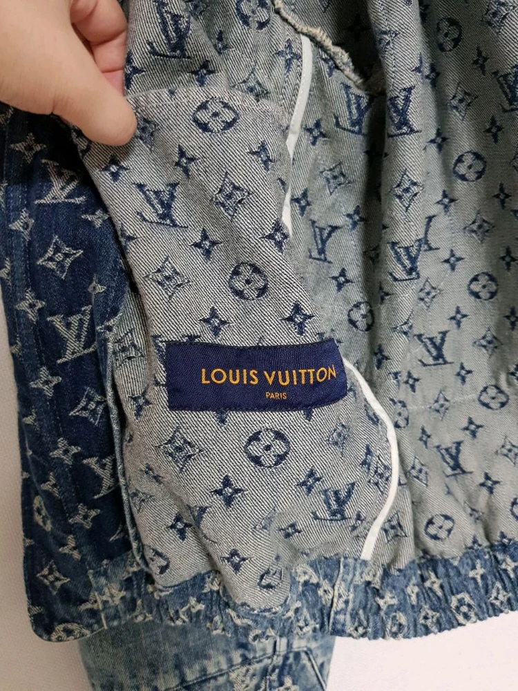 루이비통 니고 모노그램 데님 후드 자켓 이미지