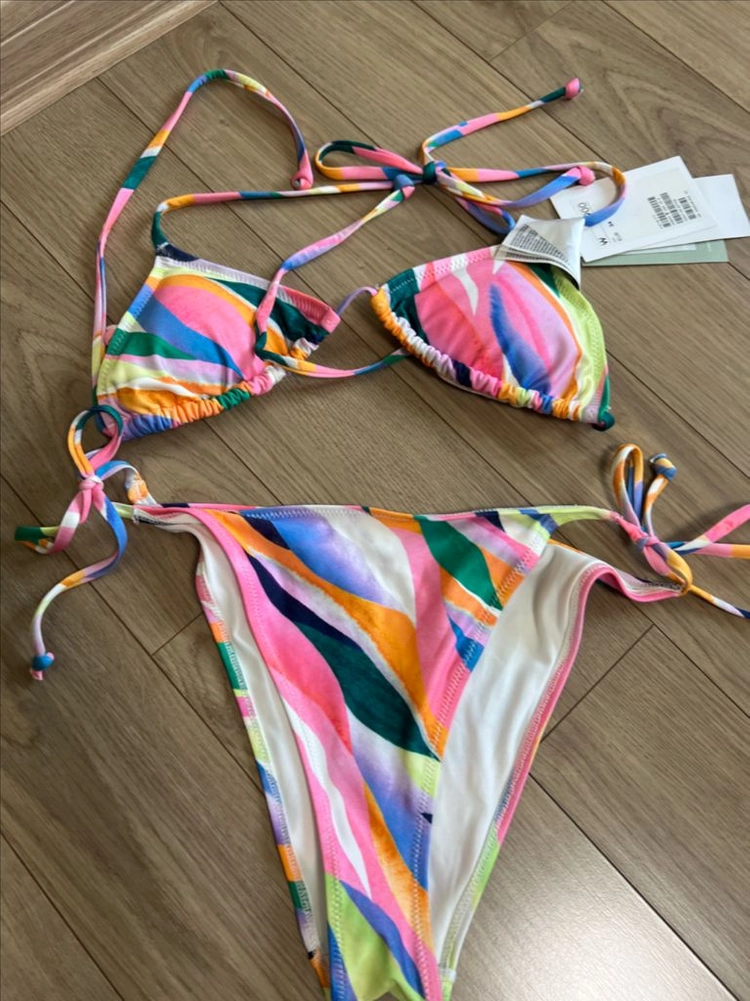 H&M 비키니 여자수영복 이미지
