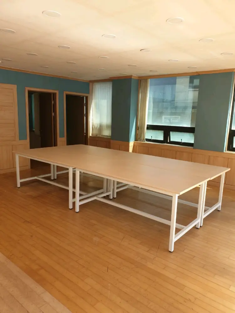 회의용테이블 회의용의자 파티션 책상 의자 서랍 원탁 수납장 책장 포밍탁자 원형테이블 캐비넷 이미지