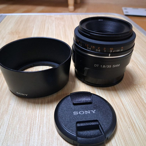 소니 35mm f/1.8 단렌즈(a마운트) 이미지