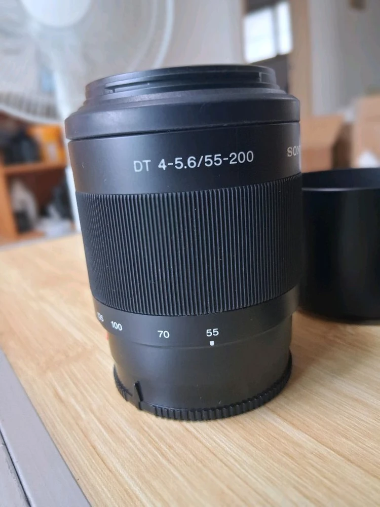 소니 55-200mm f4-5.6 망원렌즈(a마운트) 이미지