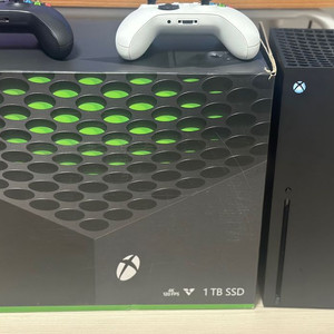 Xbox Series X 1TB 이미지