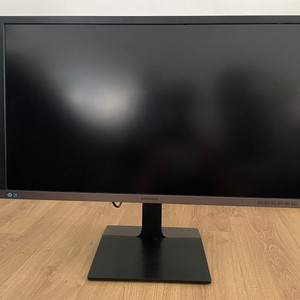 삼성 UHD 32인치 모니터 U32E850R 이미지