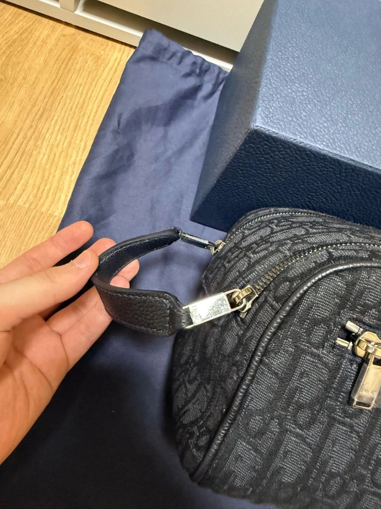 새상품 디올 오블리크 돕키트 토일레트리 이미지