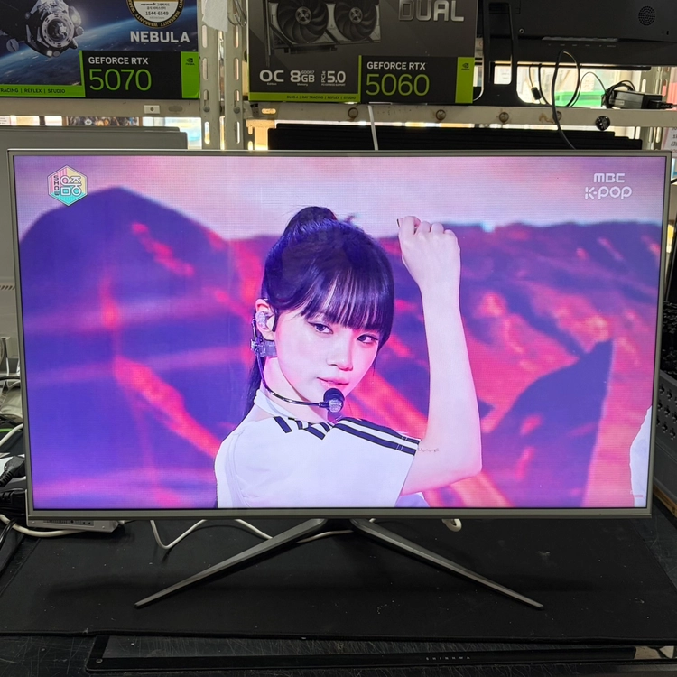 제이씨현 32인치 평면모니터 240Hz 게임용 게이밍 사무용 안전포장! 이미지