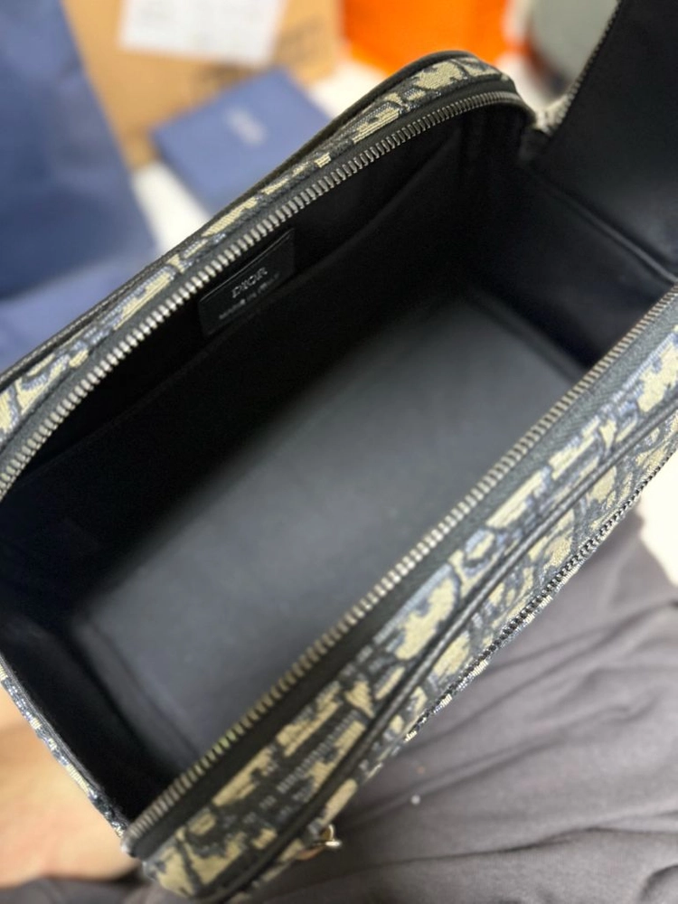 (새상품급)디올 오블리크 토일레트리 클러치백 이미지