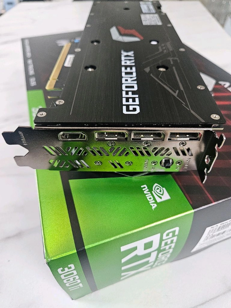 iGame RTX 3060 Ti ADVANCED 그래픽카드 이미지