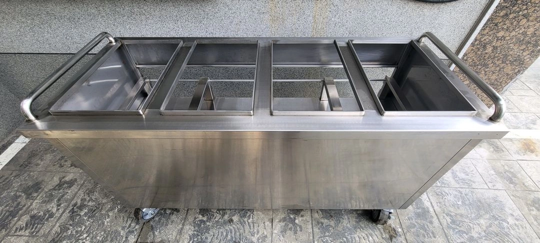 스텐 이동식 식당 뷔페 배식대 밧드 선반 다용도 작업대 카트 바트 자율배식대 구내식당 관공서 함바식당 이미지