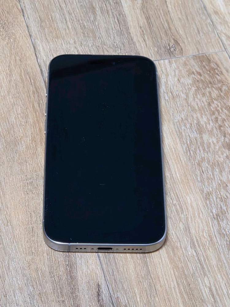 아이폰 15pro 256GB 이미지