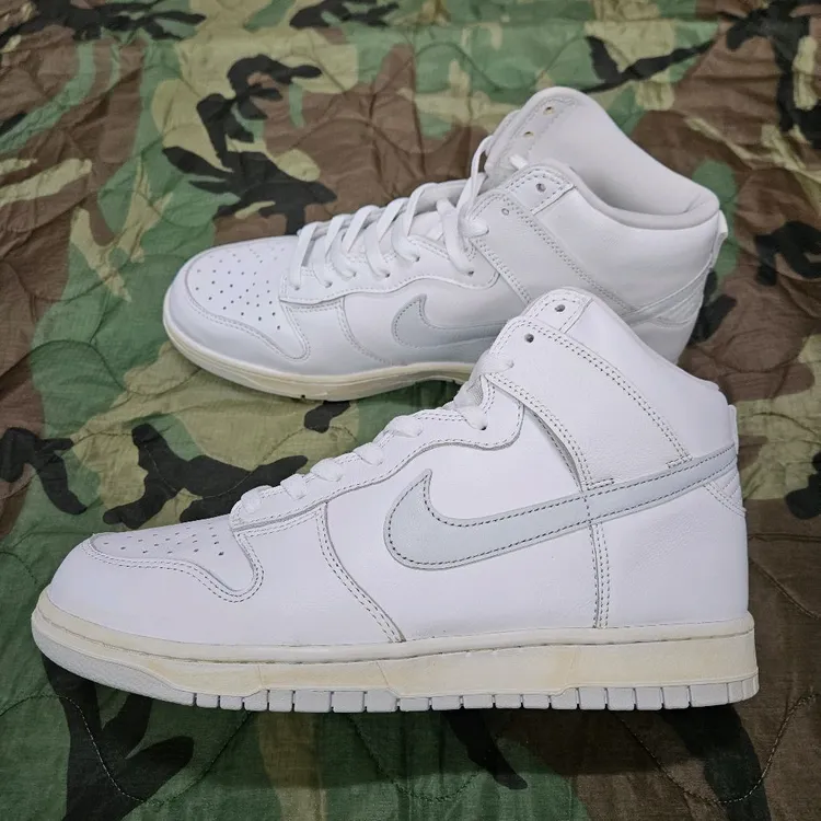 Nike Dunk Hi SP Pure Platinum 나이키 덩크 하이 스페셜 플래티넘 이미지