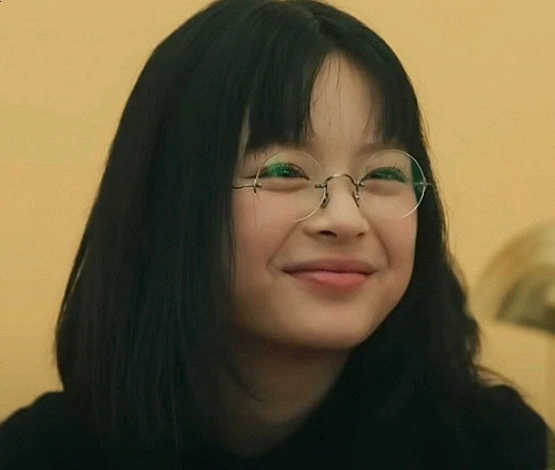 르노 무테안경 이미지