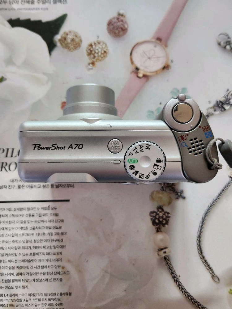 캐논 파워샷 A70 은색 디지털 카메라 이미지