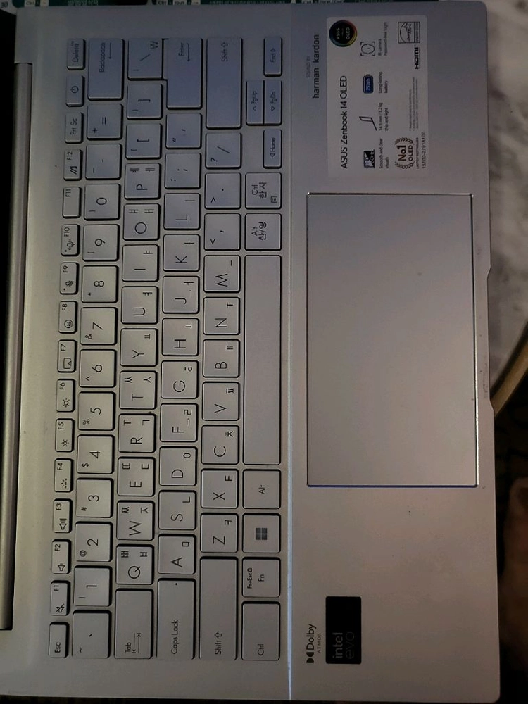 14인치 OLED 노트북 Asus zenbook - 안심되는 중고거래