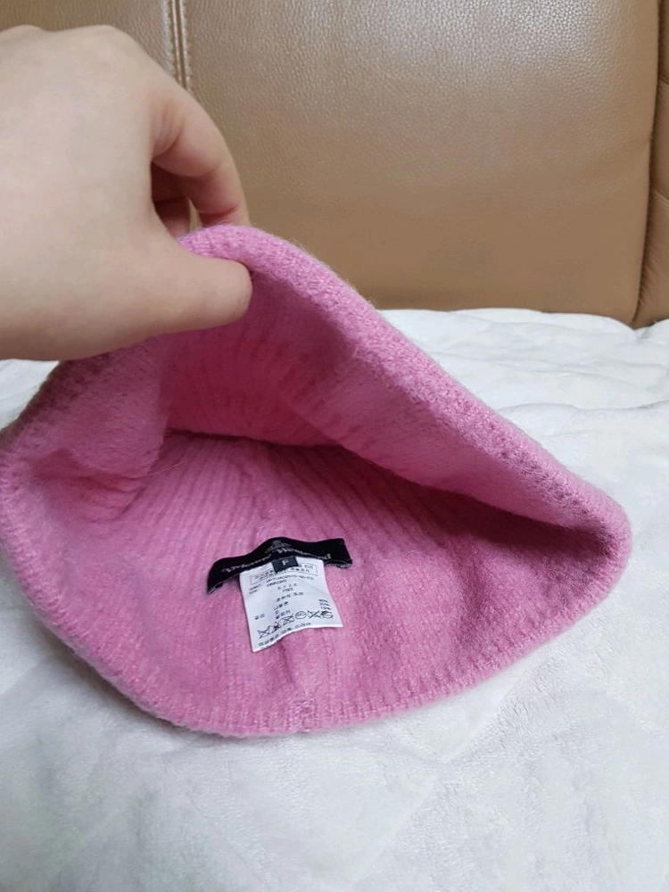 비비안웨스트우드 모헤어 비니 모자 이미지