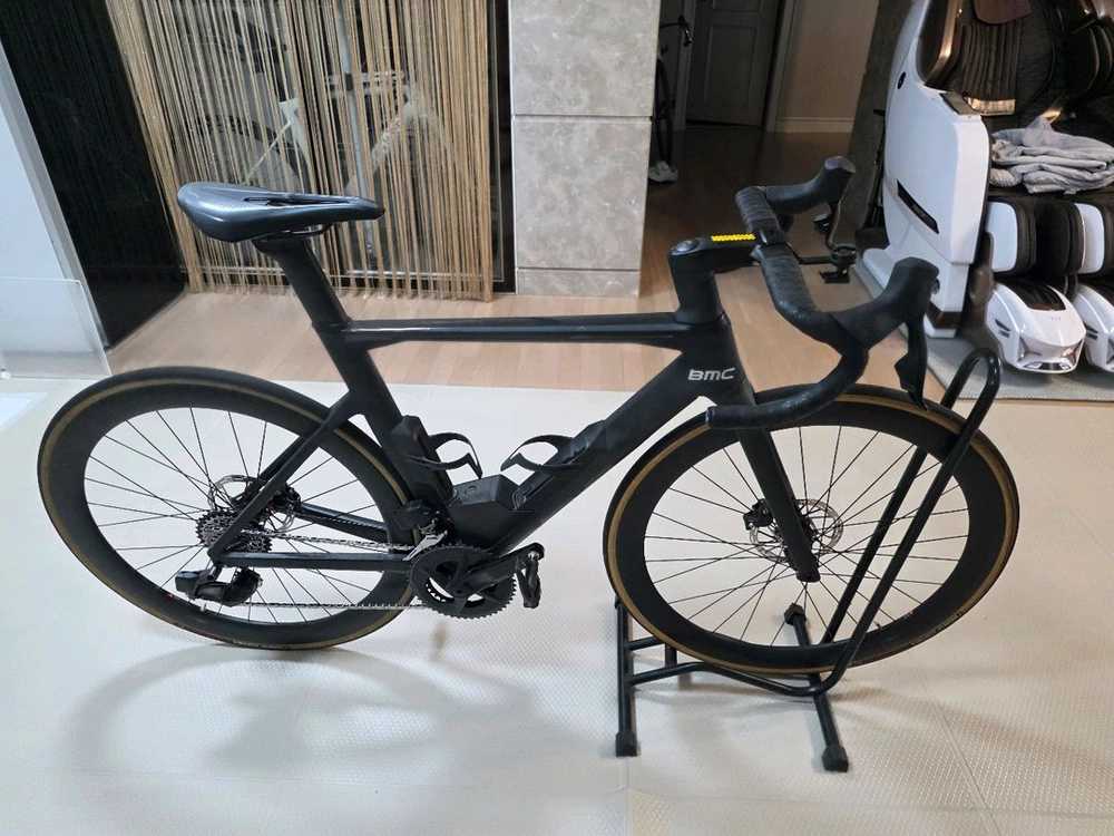 2022년식 BMC 타임머신 로드01 THREE 스램라이벌 - 안심되는 중고거래