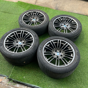 BMW E92 M3 순정18인치(260M) 휠타이어 판매합니다. 이미지