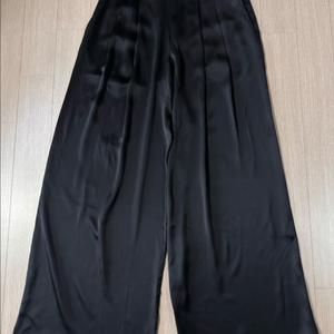 유노이아 실크 턱팬츠 이미지