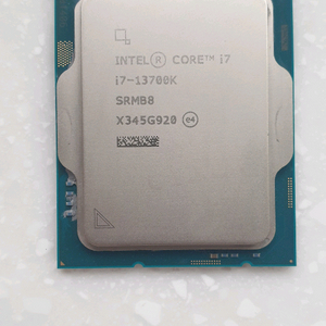 16코어 CPU i7-13700K 랩터레이크 이미지