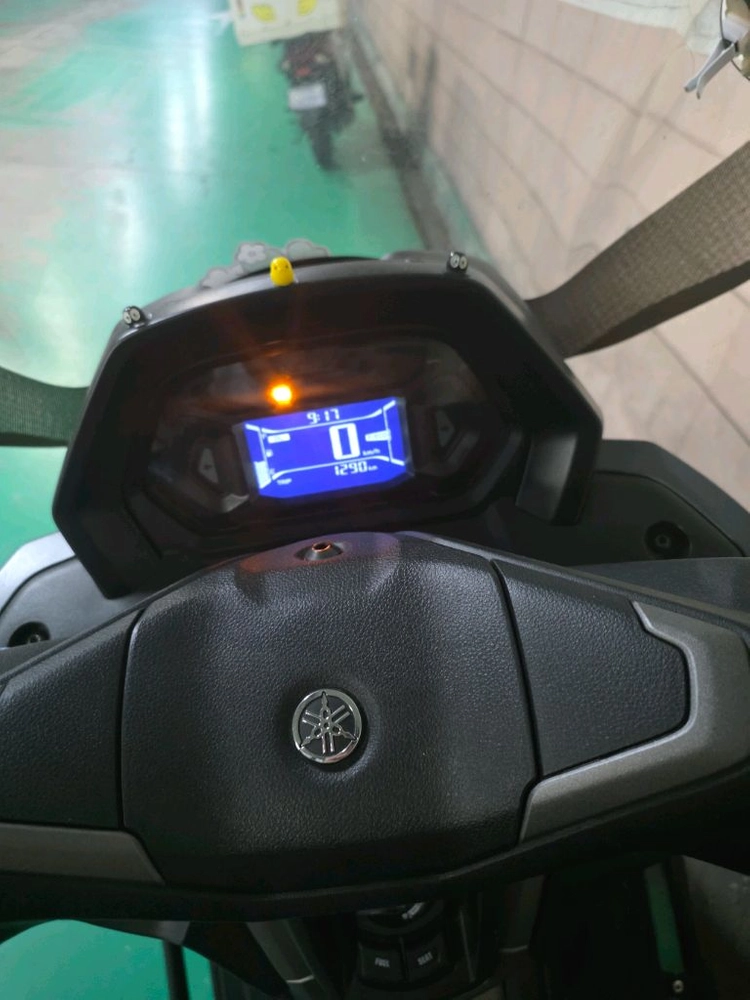 NMAX 125 26년식 블랙 이미지