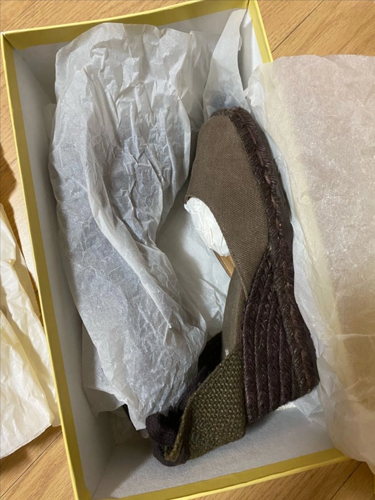 까스따네르6cm웨지힐 정품 새상품 이미지