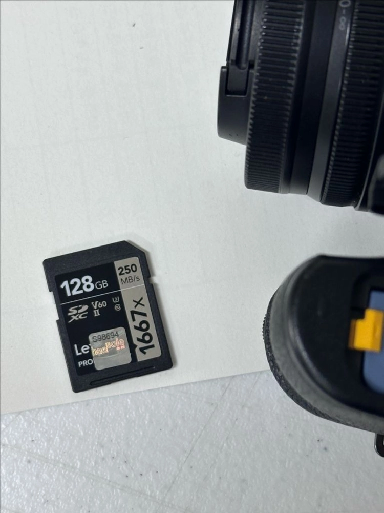 니콘 Z30 16-50 키트 + 렉사 128GB V60 SD카드 + 스몰리그 L브라켓 판매 이미지