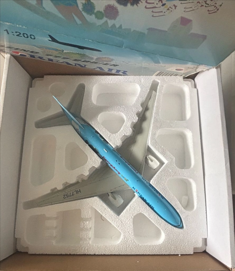 [한정판] 대한항공 B777-2B5/ER 평창올림픽 랩핑 모형 (1:200) 이미지