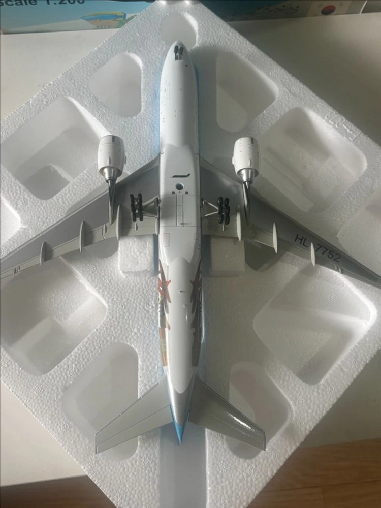 [한정판] 대한항공 B777-2B5/ER 평창올림픽 랩핑 모형 (1:200) 이미지