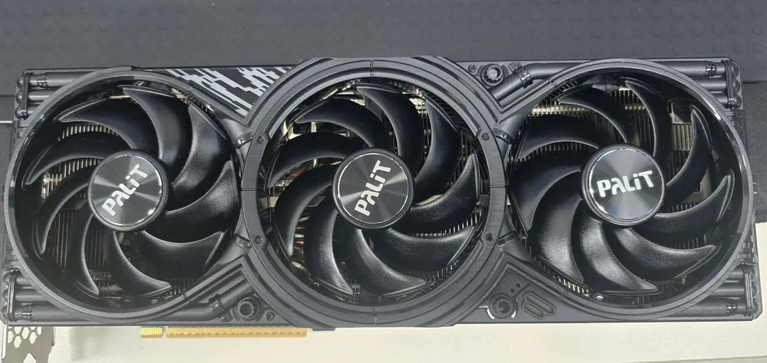 지포스 5080 16gb 게이밍프로 그래픽카드 팝니다 - 안심되는 중고거래