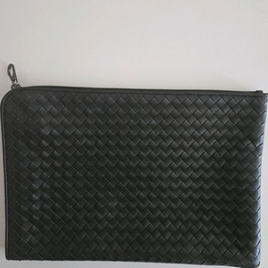 BOTTEGA VENETA 보테가 베네타 인트레치아토 파우치/클러치백 이미지