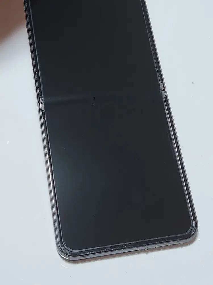 갤럭시Z플립4 256G 무잔상 블랙 60381 이미지